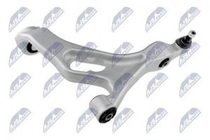 Rameno přední spodní pravé komplet s čepem AUDI Q7 06-