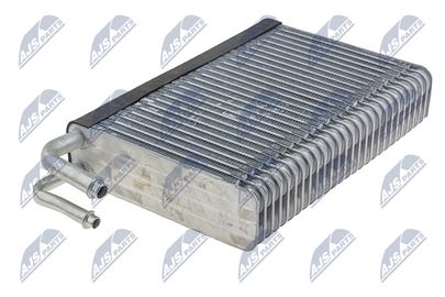 Kondenzátor, chladič klimatizace LAND ROVER RANGE ROVER 02-09, BMW 5 96-, X5 00-