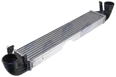 Intercooler, chladič plnicího vzduchu MERCEDES-BENZ C-CLASS W 203 (00-) C 160, CLK-CLASS W 209 (02-) CLK 200 CGI, SLK-CLASS W 171 (04-) SLK 200 KOMPRESSOR