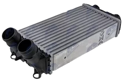 Intercooler, chladič plnicího vzduchu OPEL CORSA F (19-) 1.2 1.5, MOKKA (20-) 1.2, PEUGEOT 2008 II (19-) 1.2, 208 II (19-) 1.2